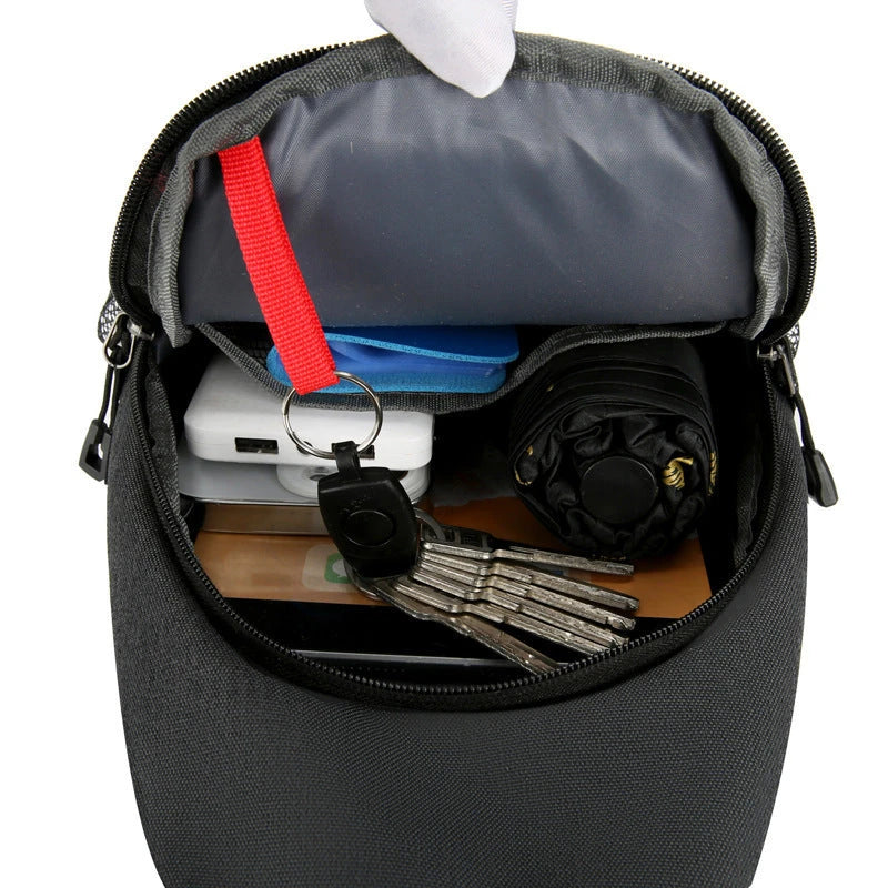 Versatile canvas crossbody messenger bag for men, featuring durable construction, multiple pockets, and an adjustable strap for comfortable everyday use.