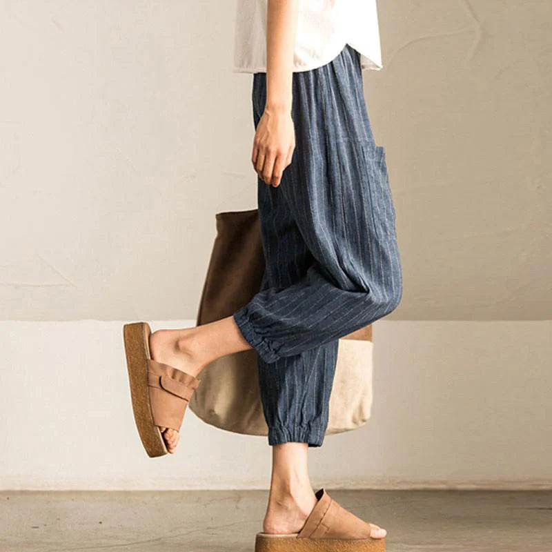 Vintage Baggy Harem Trousers for Women with High-Elastic Waist and Pockets in Striped Pattern