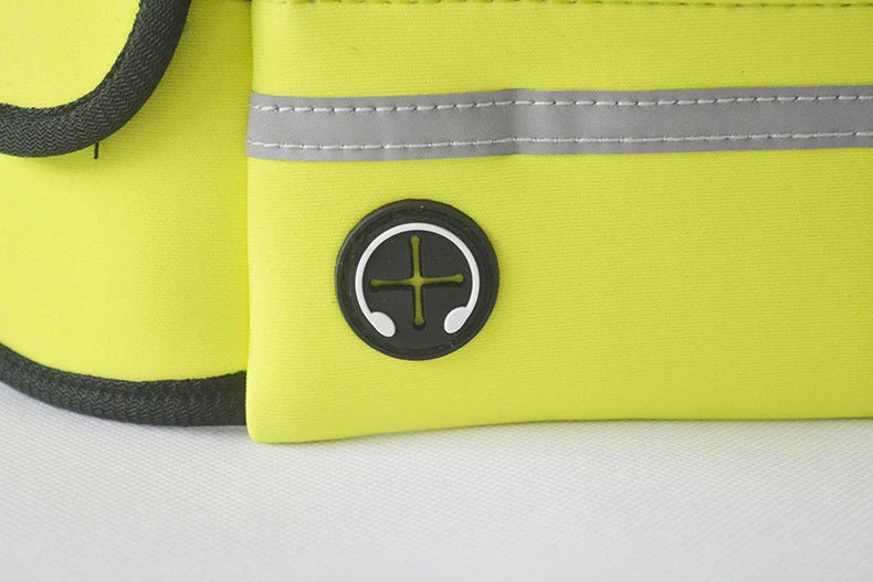 Versatile Dog Walking Bag with Reflective Traction Leash