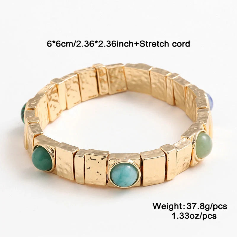 Stylish retro bracelet with an elegant quadrilateral design, crafted from premium zinc alloy for long-lasting wear