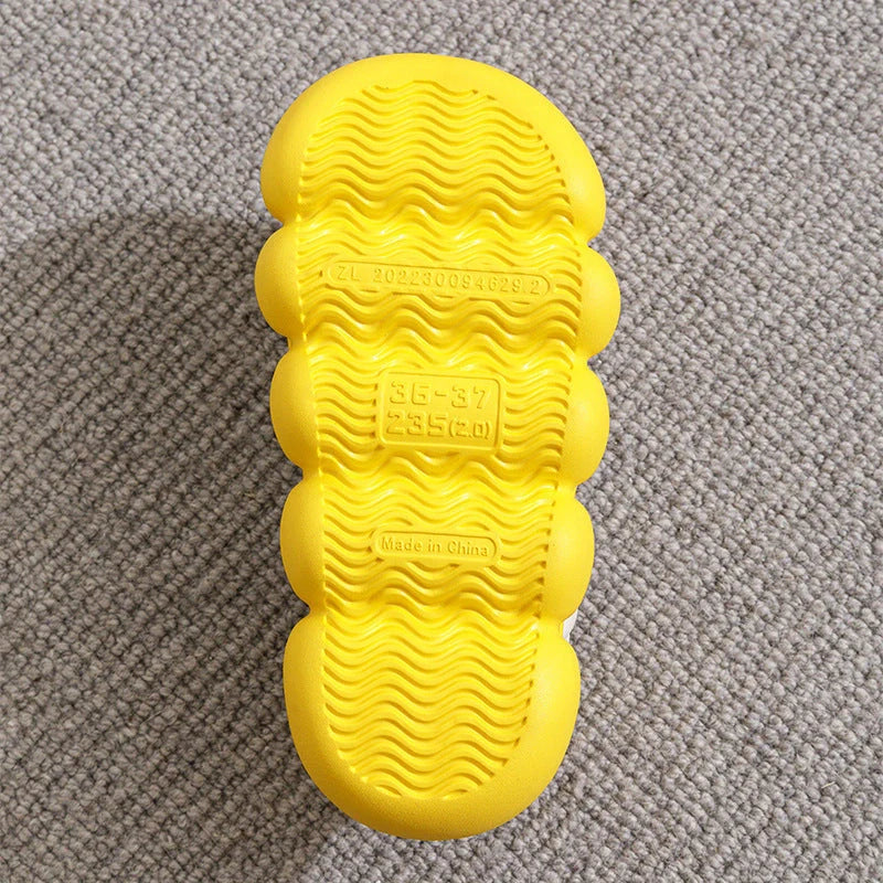 Stylish and cosy cotton insulated snow boots for men, available in a range of fashionable colours with a durable non-slip sole
