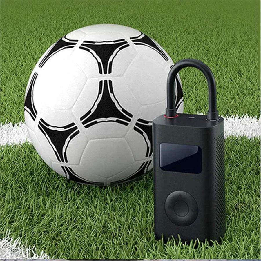 Portable electric air pump with digital display, suitable for inflating car tyres and outdoor equipment