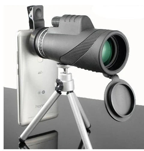 High-powered 10x zoom binoculars with LLL night vision for professional use