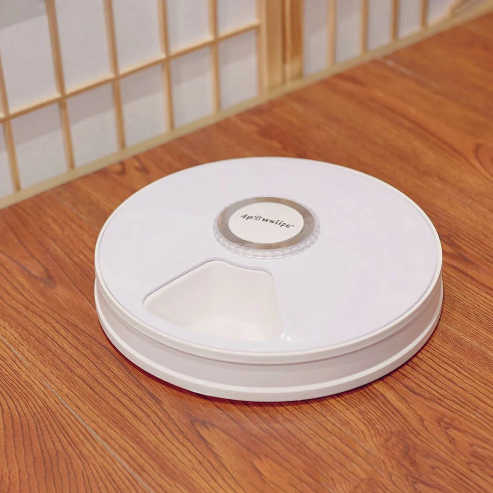 Automatic pet feeder with six meal trays and voice recorder