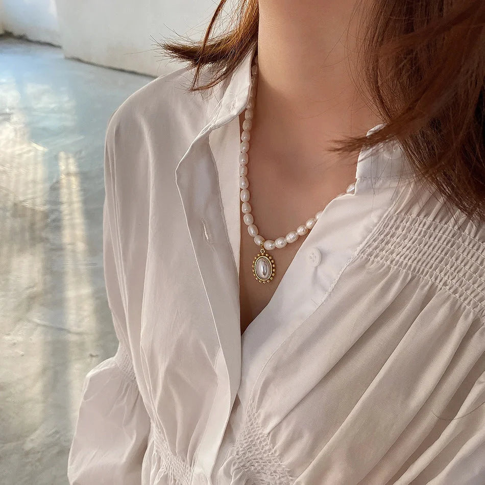 Elegant 925 Sterling Silver Pearl Pendant Necklace with geometric design