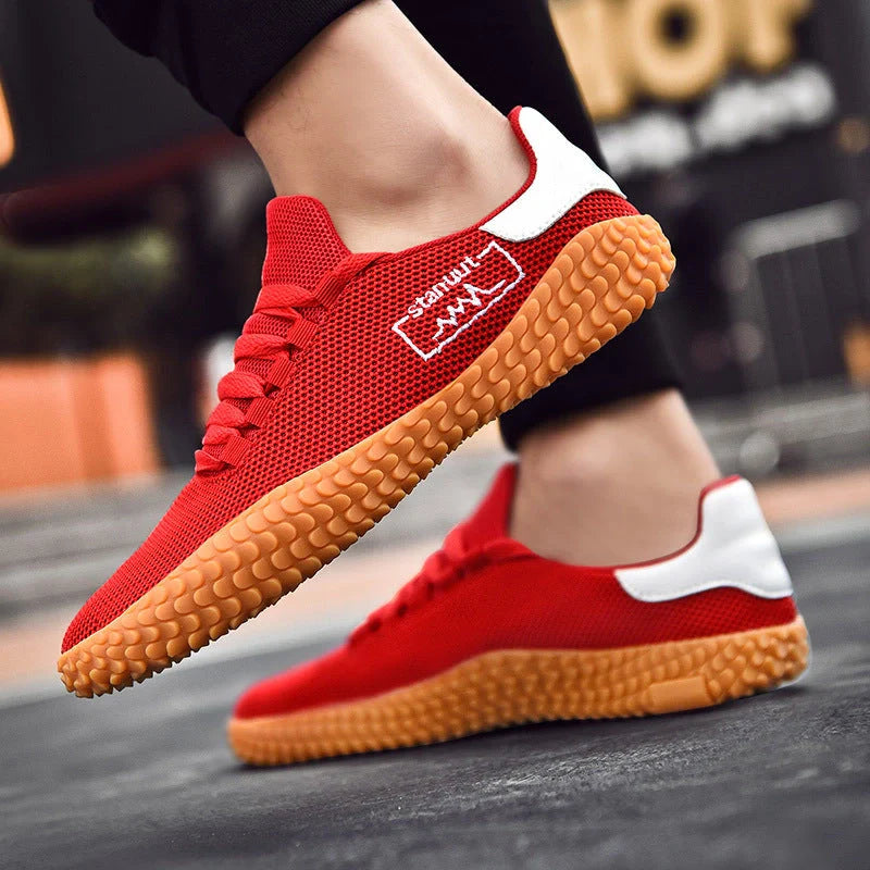 Men's breathable woven casual sneakers in white, red, black, and army green