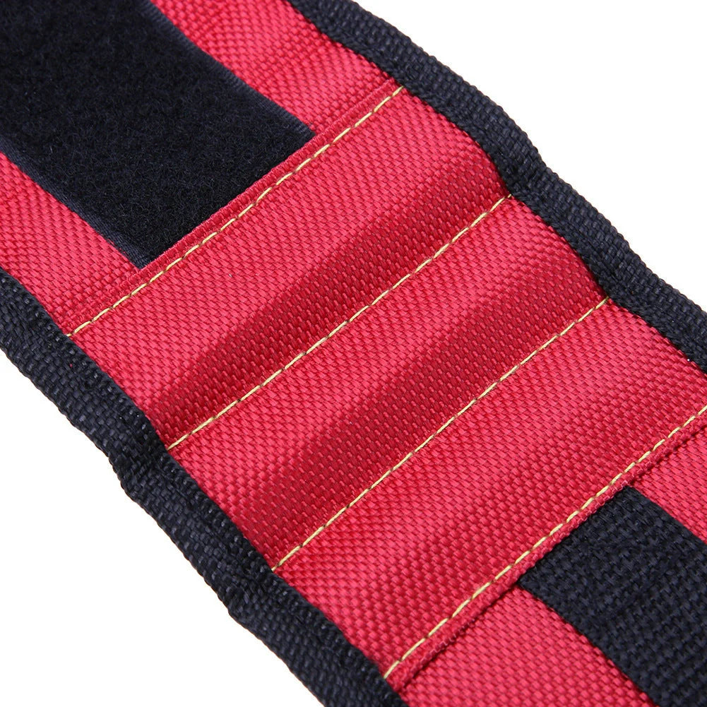 A 15-slot magnetic wristband made of durable nylon with powerful embedded magnets for organising and holding small tools and fasteners.