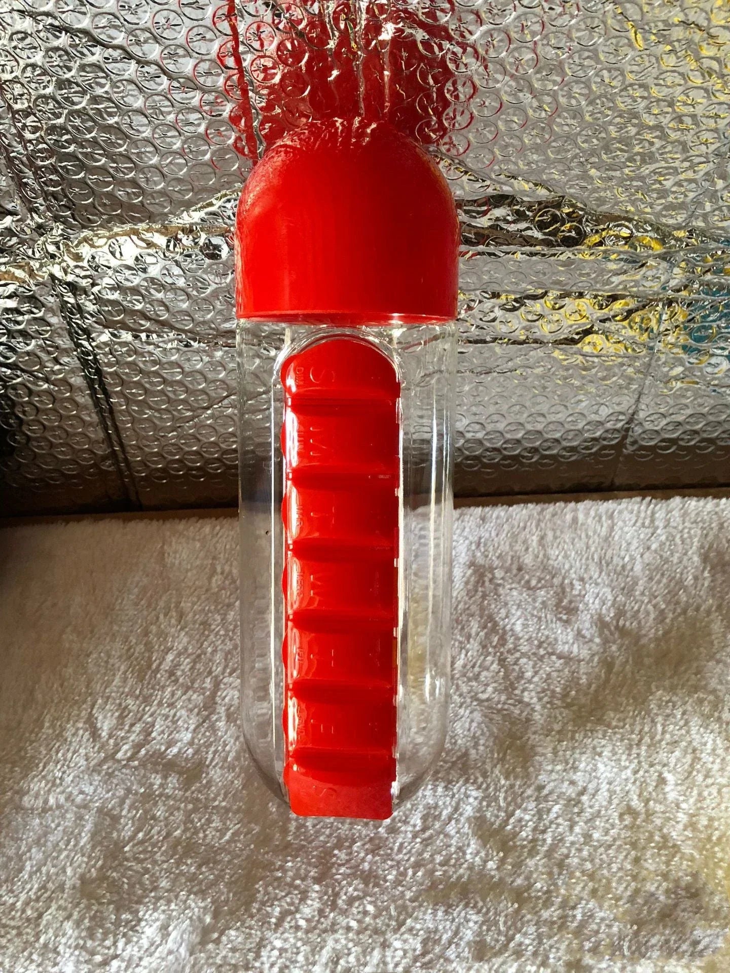 Portable Hydration Bottle with Medication Organizer - Stay Hydrated and Organized on the Go
