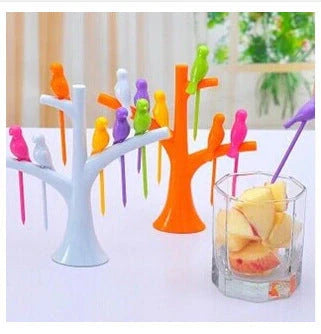 Kids' plastic fruit forks with tree and birds design in vibrant colours