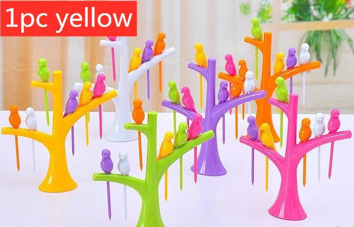 Kids' plastic fruit forks with tree and birds design in vibrant colours