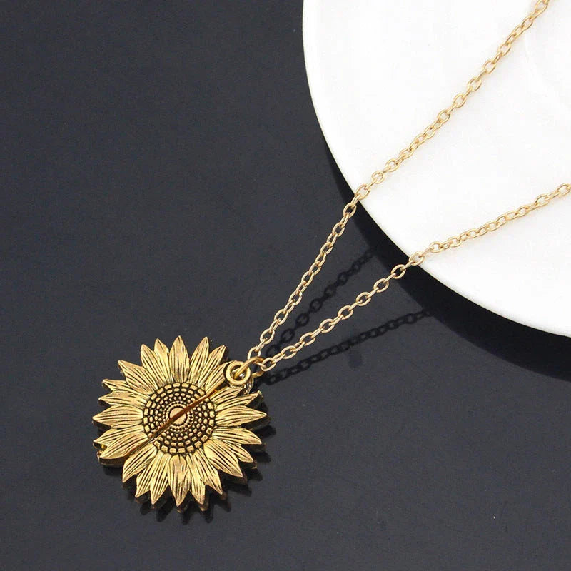 Radiant sunflower necklace with adjustable length and modern design