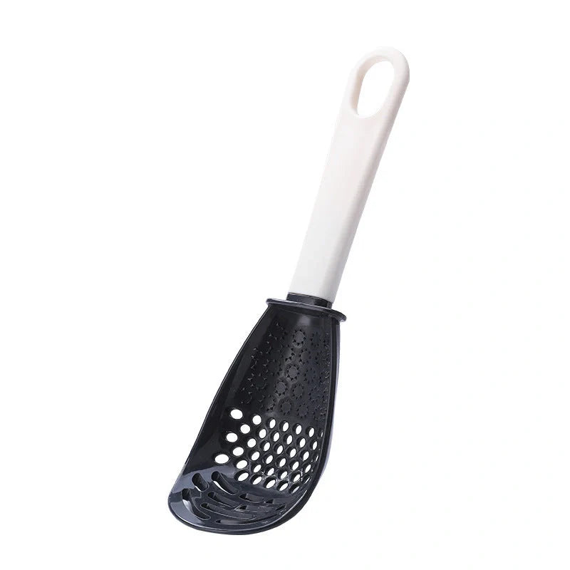 Versatile kitchen spoon for grinding, pressing, and stir-frying in red and black
