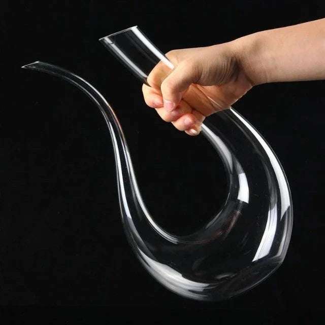 Premium crystal wine decanter with elegant U-shaped design, enhancing the flavor and aroma of your favorite red wines