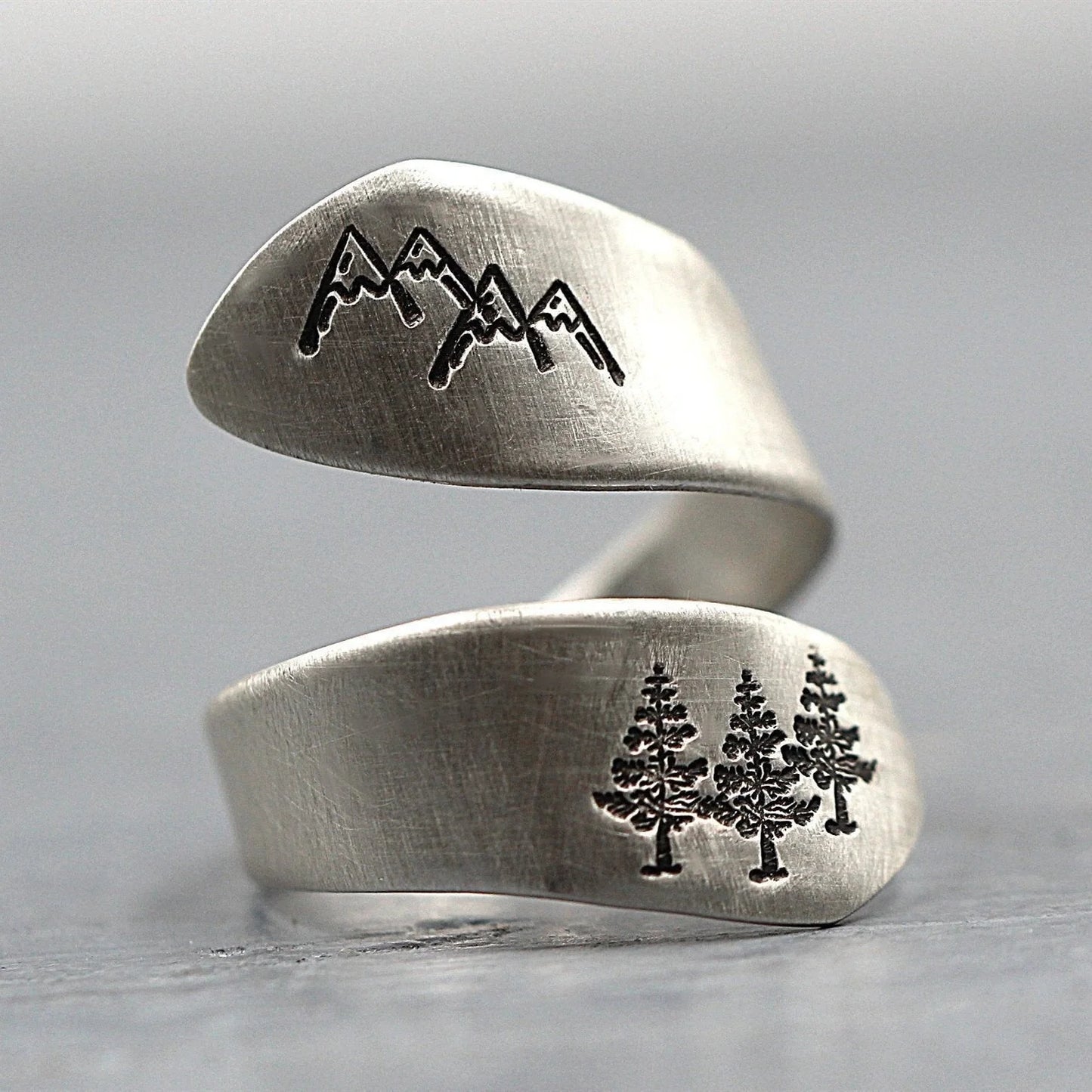 Elegant forest-themed adjustable ring with premium alloy construction and a comfortable, customizable fit