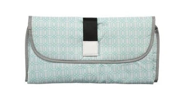 Versatile baby changing mat in various colourful patterns, made of durable 420 Oxford fabric and waterproof material.