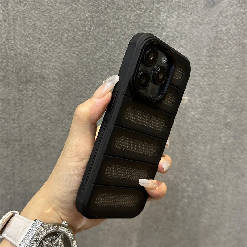 Breathable heat dissipation mesh case for ApplePhone with matte cooling metal lens ring