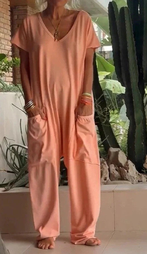 V-neck oversized pocket jumpsuit in solid colours for street fashion