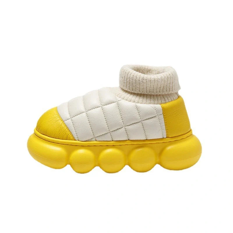 Stylish and cosy cotton insulated snow boots for men, available in a range of fashionable colours with a durable non-slip sole