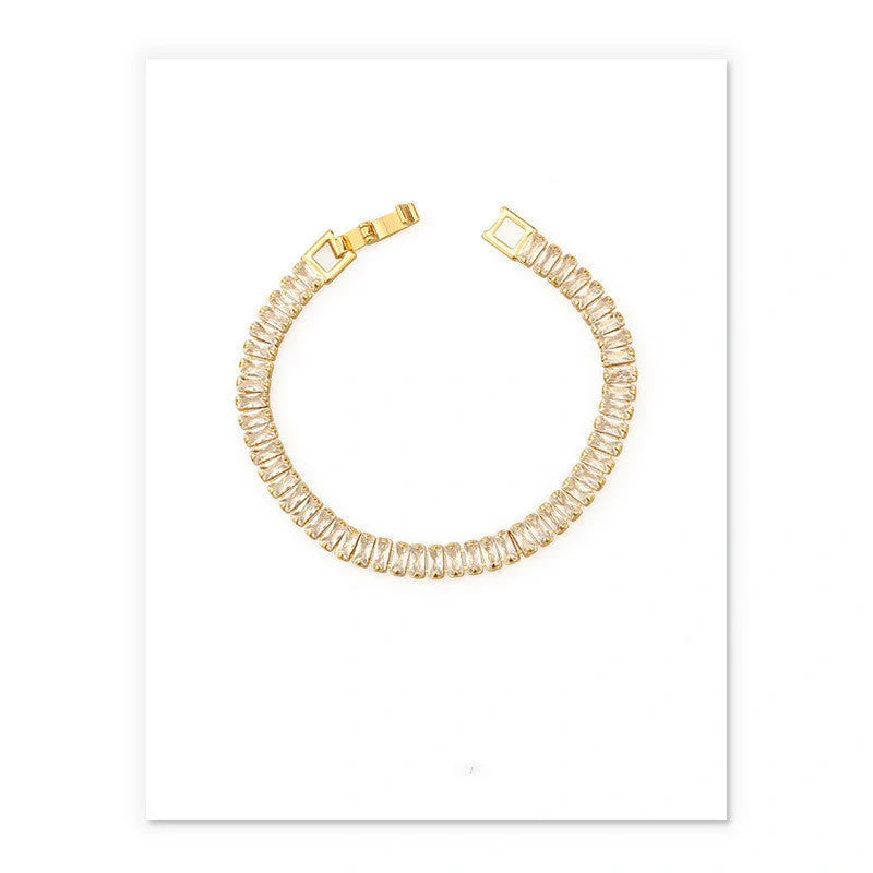 Elegant zircon bracelet with geometric design and gold-plated inlays