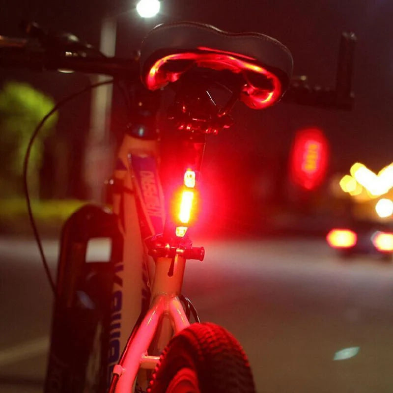 Bicycle Rear Light with Multiple Lighting Modes for Enhanced Visibility and Safety