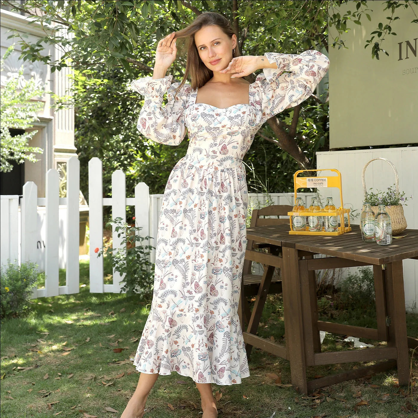 Stylish women's floral print dress with square neckline and long sleeves, available in multiple sizes