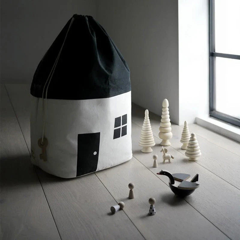 Cotton canvas storage bag with house design for storing kids' toys, clothes, and other items in their room