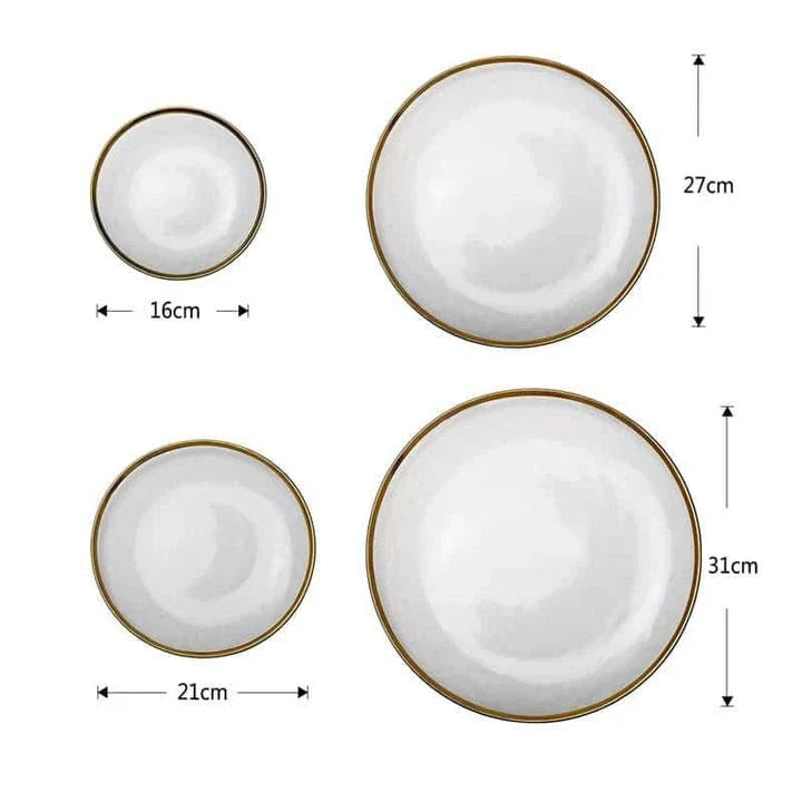 Elegant gold inlay glass plates with a sleek, modern design for a luxurious dining experience