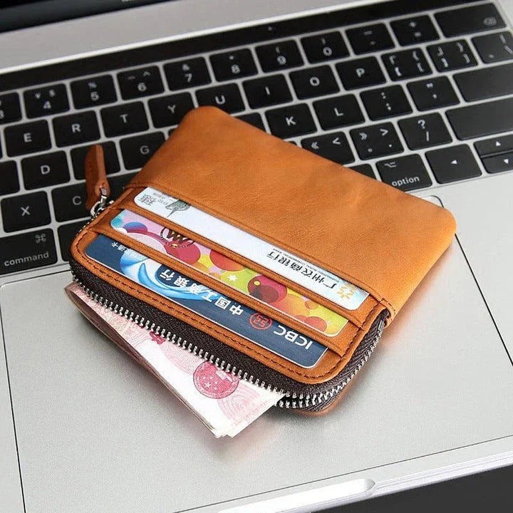 Premium leather horizontal wallet in a retro style, made from first-layer cowhide for exceptional durability and quality