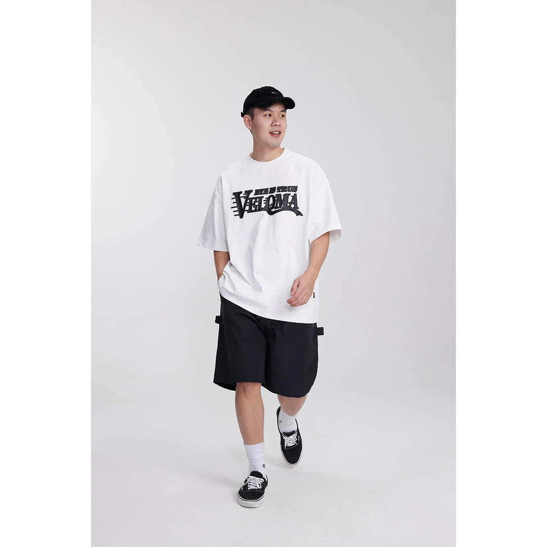 Japanese-inspired retro cargo shorts in khaki and black colours, featuring a loose, straight-leg fit and generous pockets for versatile style and comfort.