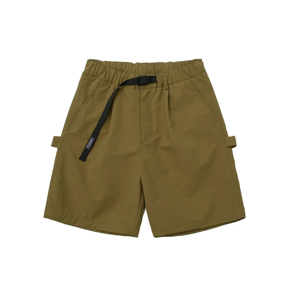 Japanese-inspired retro cargo shorts in khaki and black colours, featuring a loose, straight-leg fit and generous pockets for versatile style and comfort.