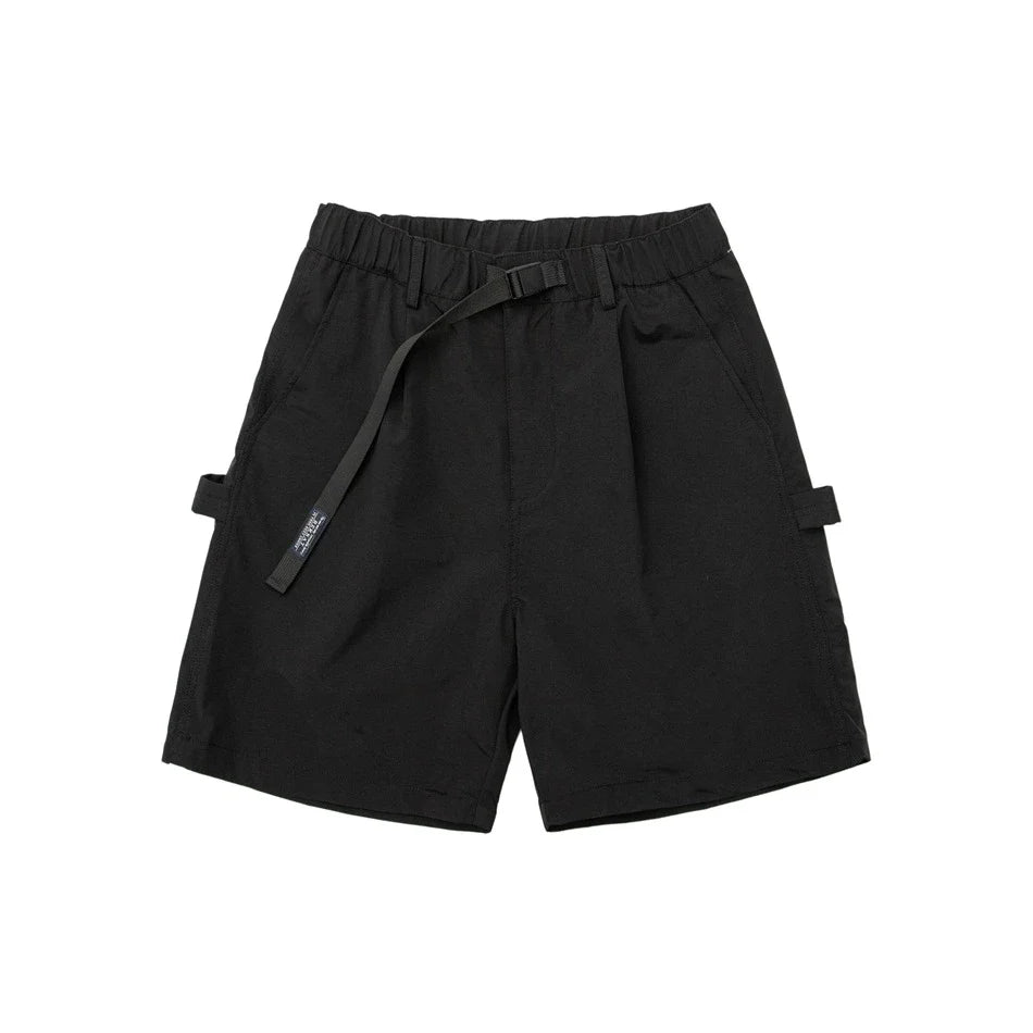 Japanese-inspired retro cargo shorts in khaki and black colours, featuring a loose, straight-leg fit and generous pockets for versatile style and comfort.