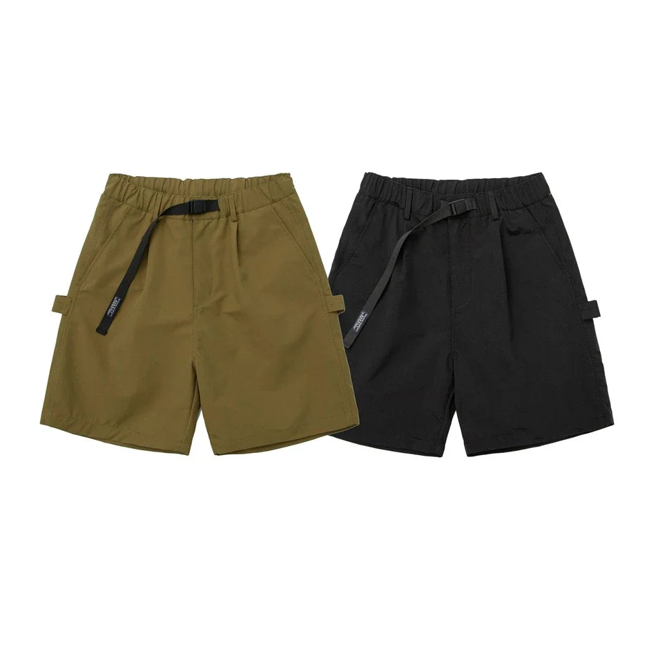 Japanese-inspired retro cargo shorts in khaki and black colours, featuring a loose, straight-leg fit and generous pockets for versatile style and comfort.