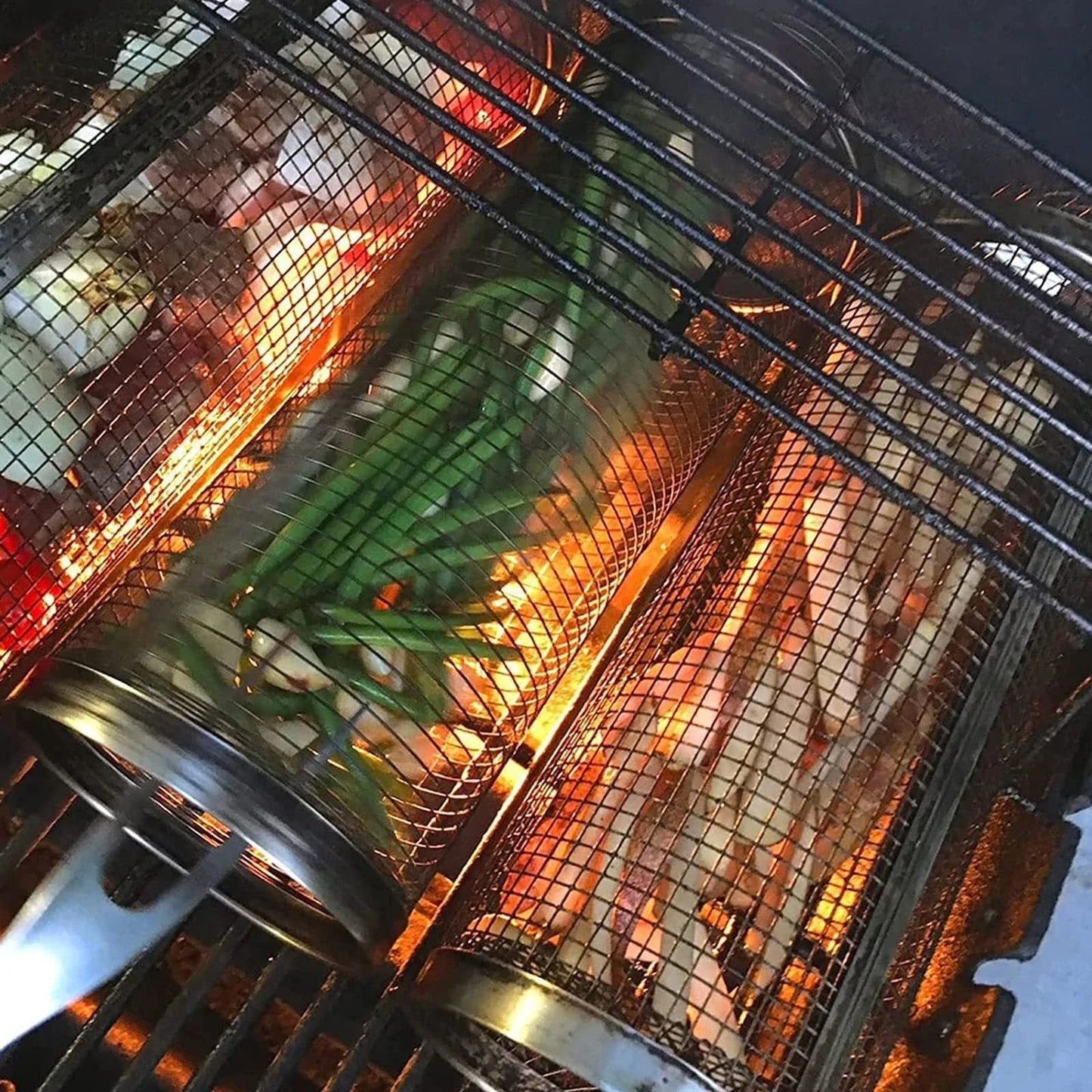 A stainless steel wire mesh grilling basket with a round shape, designed for versatile outdoor cooking and barbecue.