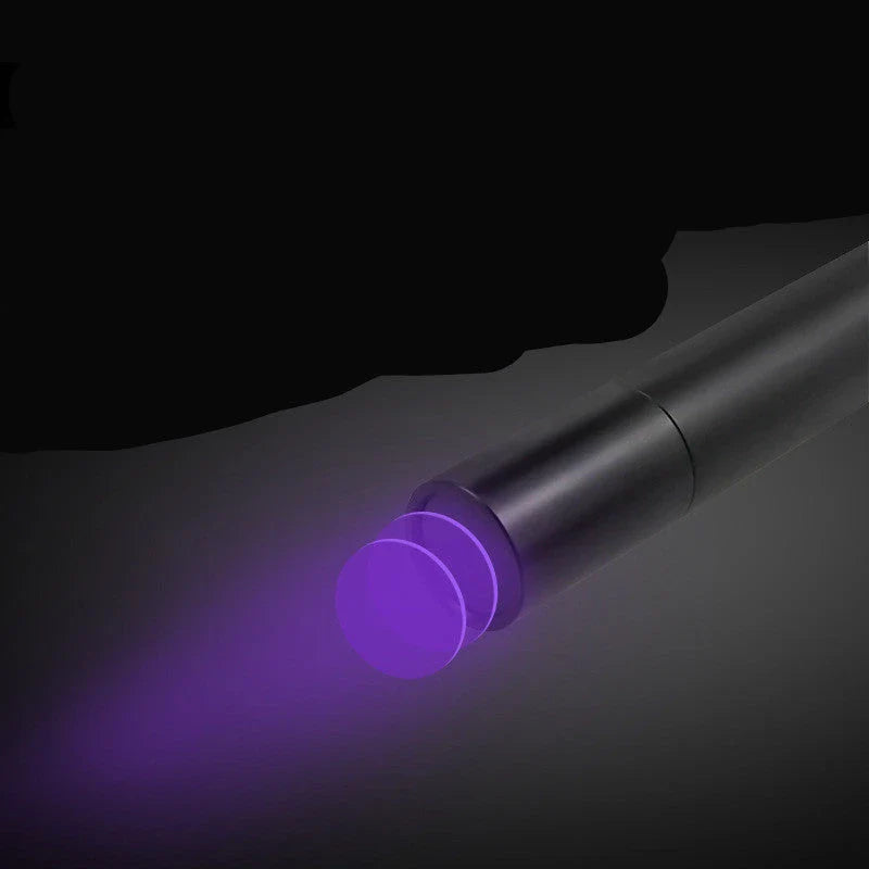 Compact UV cat ringworm detector with aluminium alloy construction and dual-function diagnostic capabilities