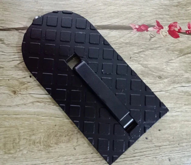 Durable aluminum alloy car assist pedal with versatile design for roof access and door hook assistance