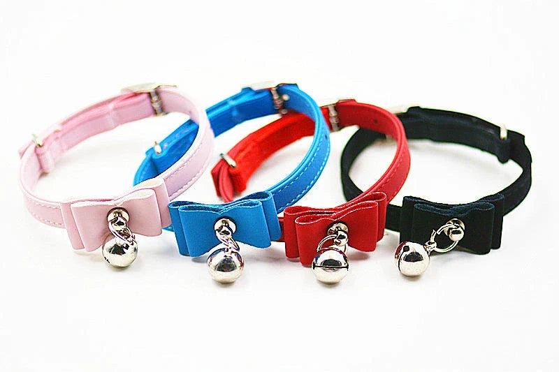 GiftHome UK Stylish Pet Collar with Bow Tie and Bell for Small Dogs