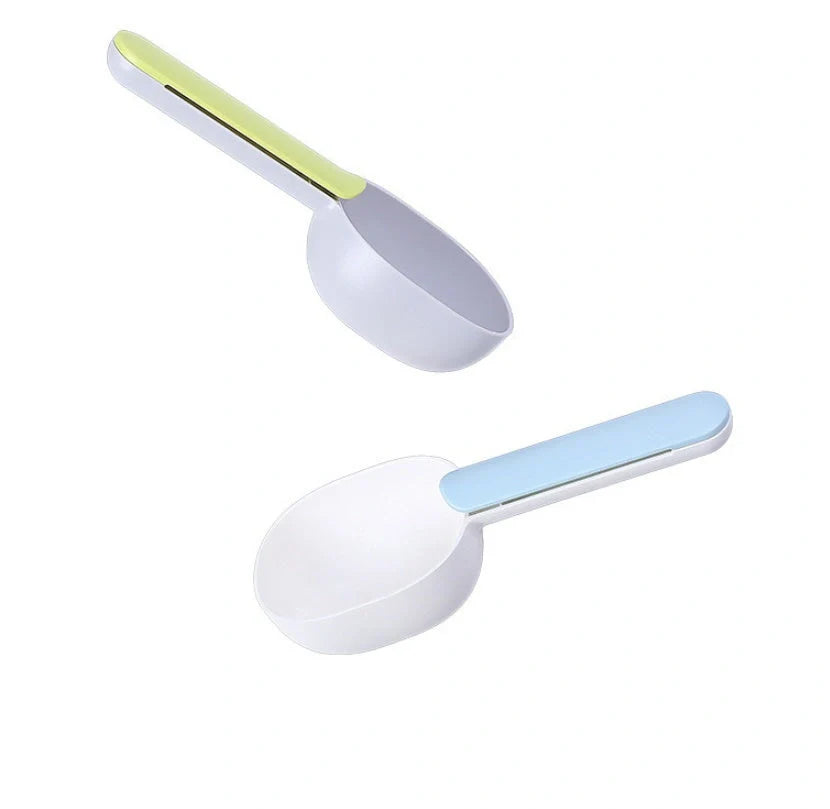 ABS pet food spoon for cats and dogs, 20cm in length, durable and lightweight