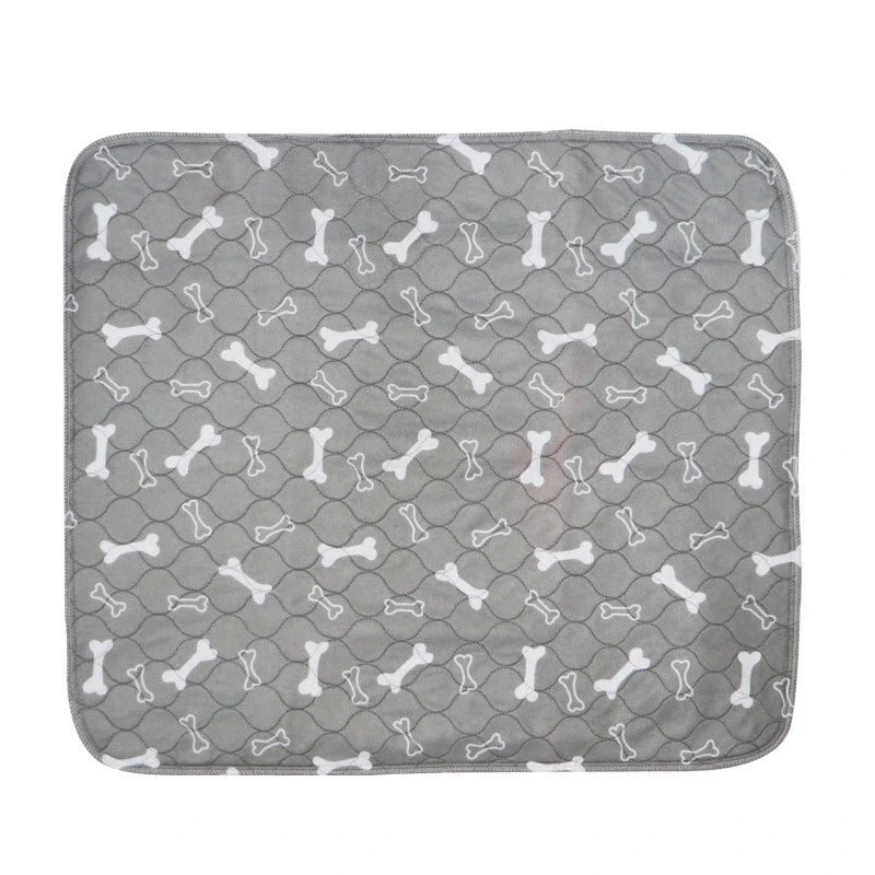 Highly absorbent and waterproof pet pads made with premium materials for convenient cleanup and pet comfort