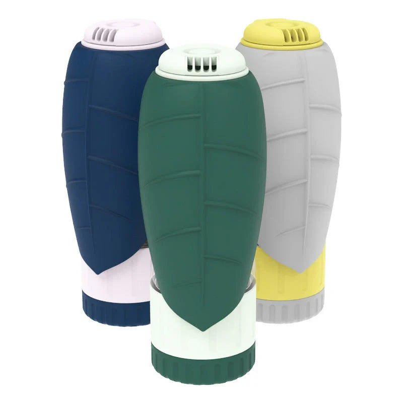 Portable pet water bottle with collapsible silicone bowl, perfect for traveling with dogs and providing hydration and meals on the go