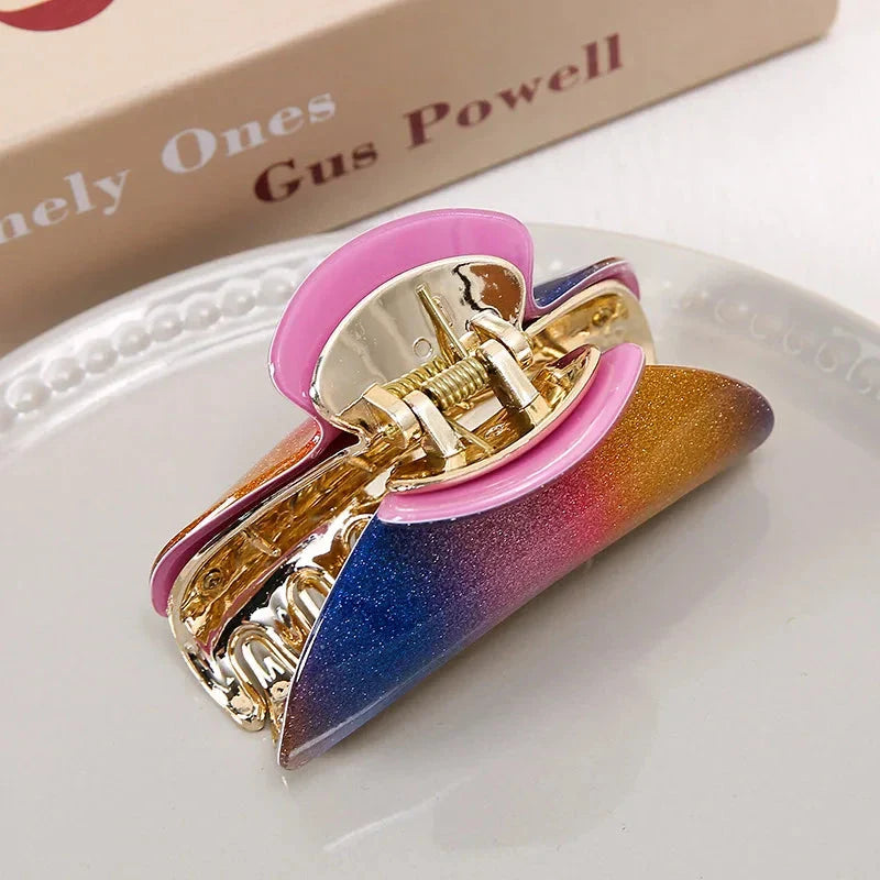 Fashion Large Acrylic Gradient Hair Claw - Elegant and Secure Hair Accessory for Women