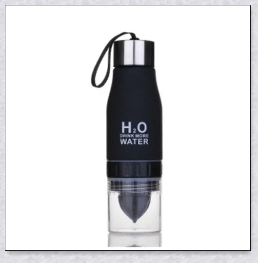 H2O Fruit Infusion Water Bottle with Vibrant Fruit Slices Floating Inside
