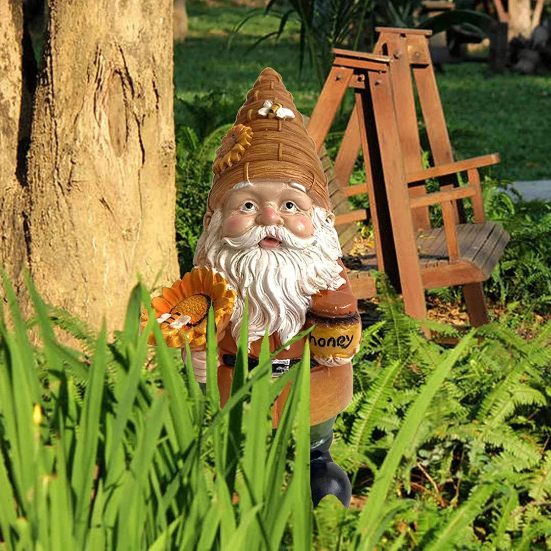 Sunflower Gnome Resin Garden Statue - Charming Beekeeper Decoration for Outdoor Spaces