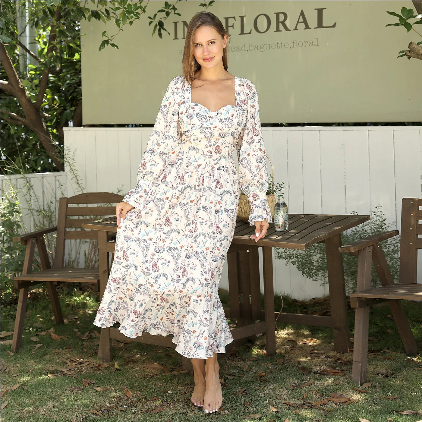 Stylish women's floral print dress with square neckline and long sleeves, available in multiple sizes