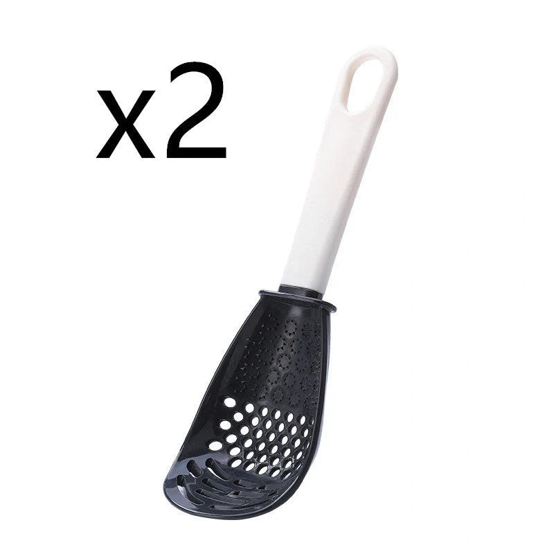 Versatile kitchen spoon for grinding, pressing, and stir-frying in red and black
