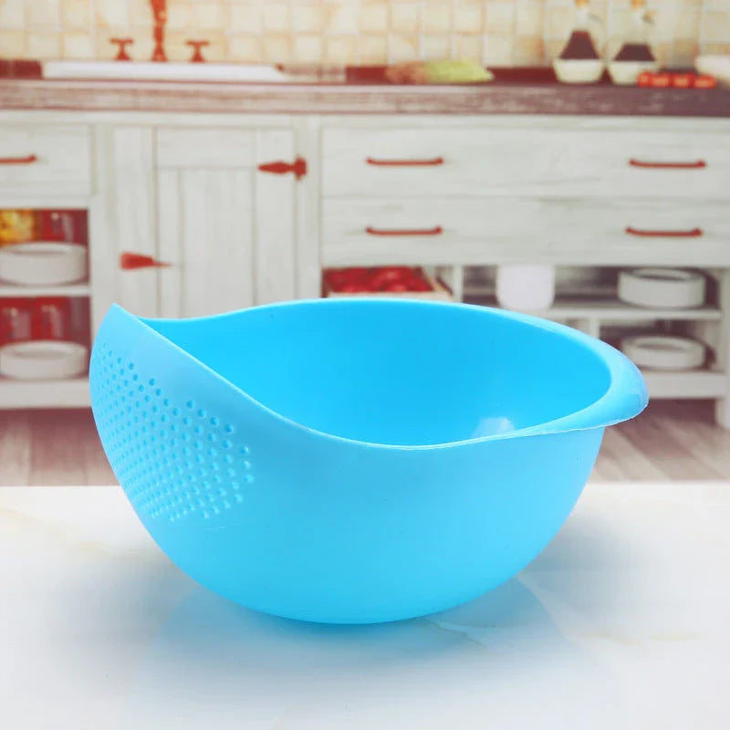 Durable plastic rice strainer with perforated design for efficient washing and draining