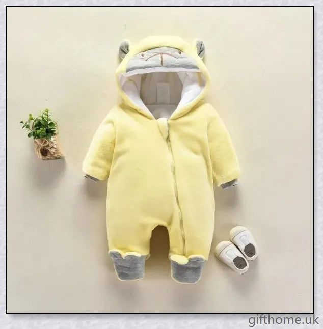 Autumn and Winter Newborn Jumpsuit in Soft Flannel Fabric with Hooded Design