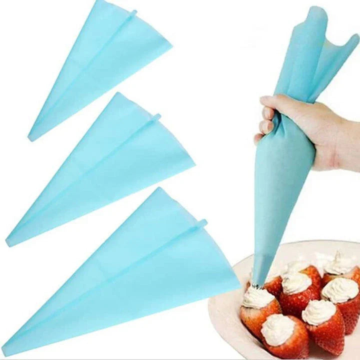 Convenient, durable and eco-friendly silicone pastry bag for professional-level baking results