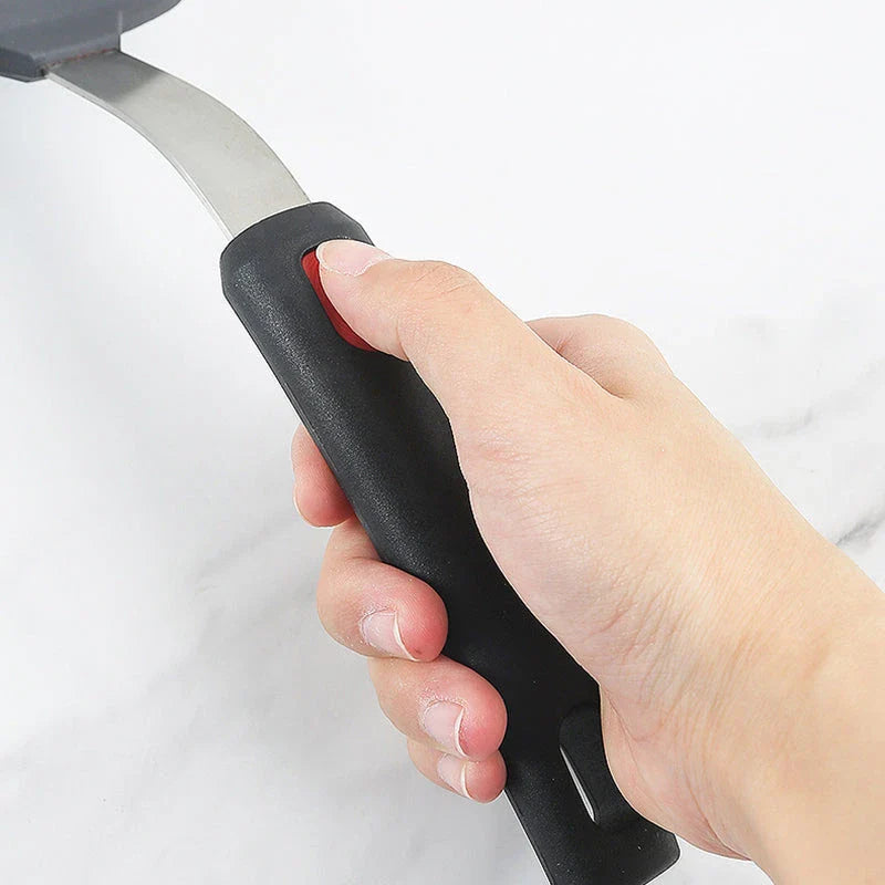 High-temperature resistant silicone spatula with stainless steel core for versatile cooking tasks