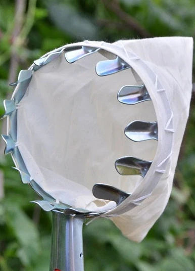 Sturdy, high-reach fruit picking tool with adjustable pole and gentle teeth for effortless, damage-free harvesting