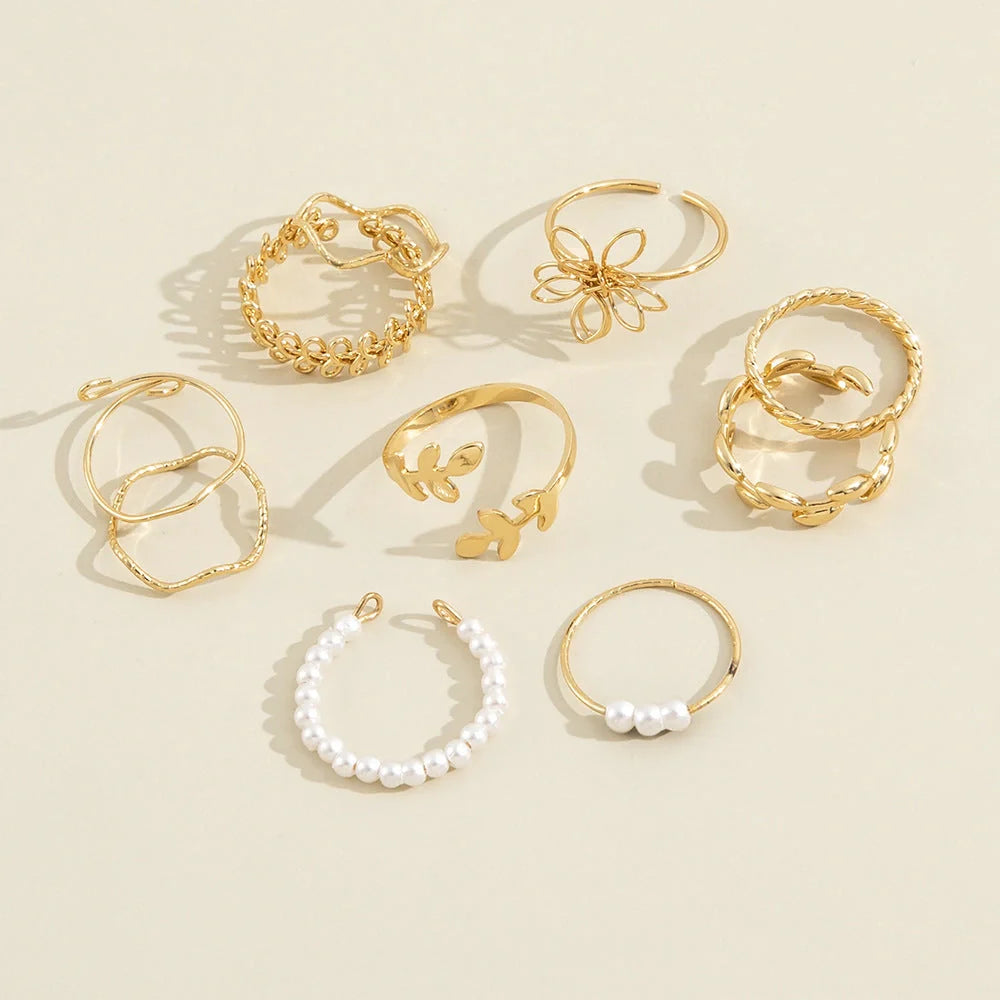 Openwork Flower Set Ring in glossy finish with unique J0656 colour